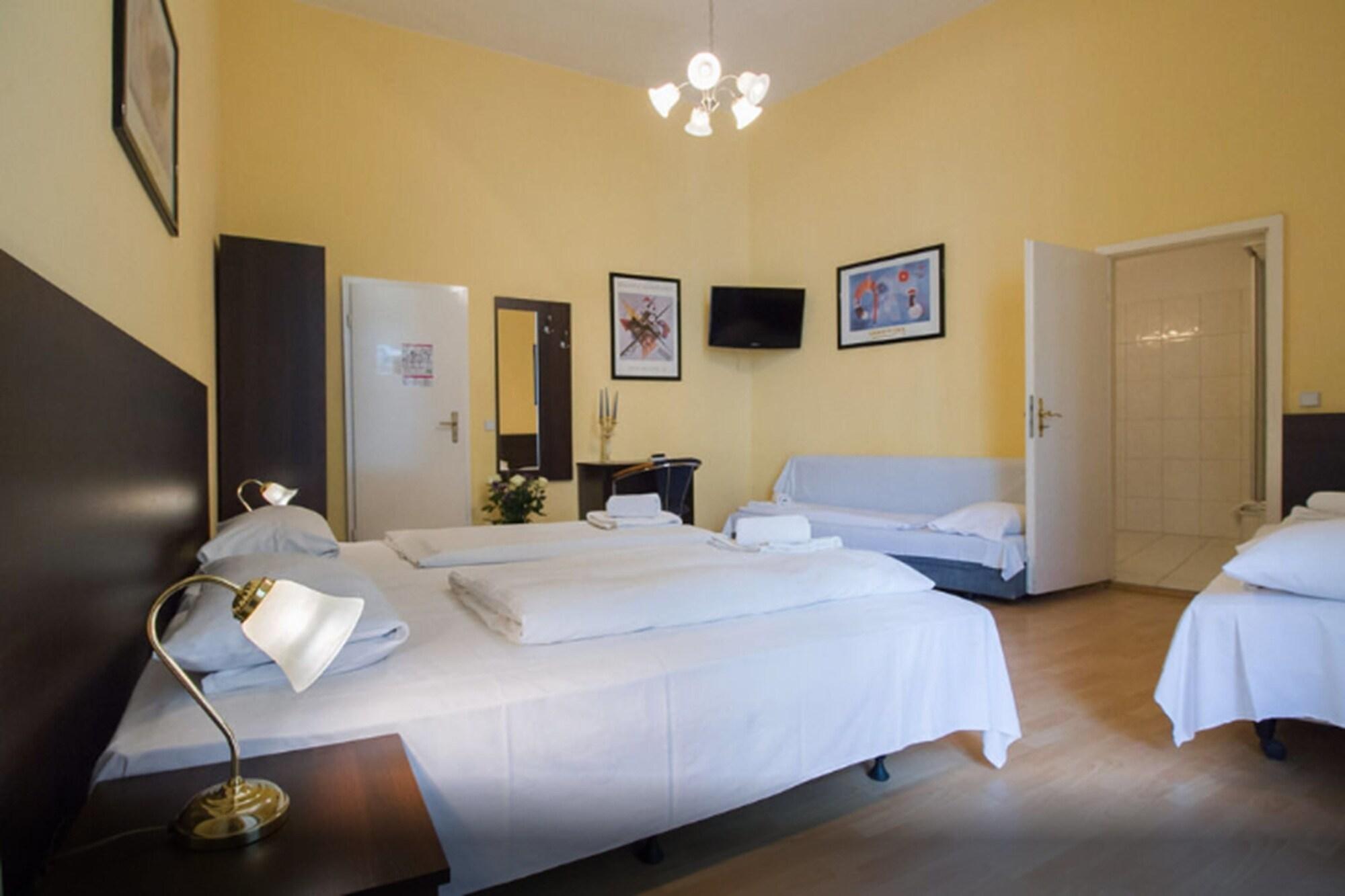 Hotel Am Stuttgarter Eck 2*
